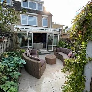  Holiday home Luxury House